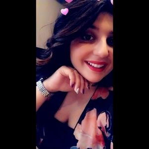 Meet your Posher, Rebecca